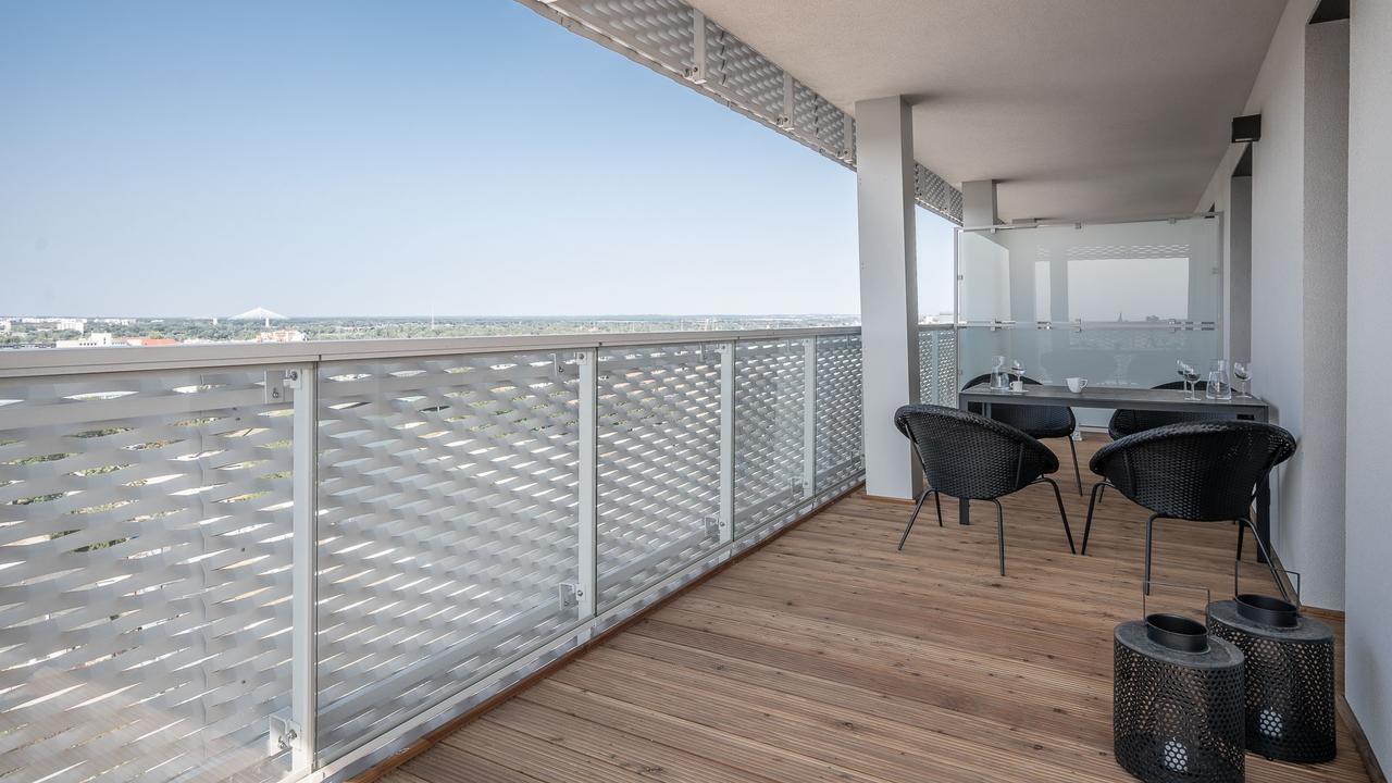 Rentplanet - Atal Tower Apartamento Breslavia